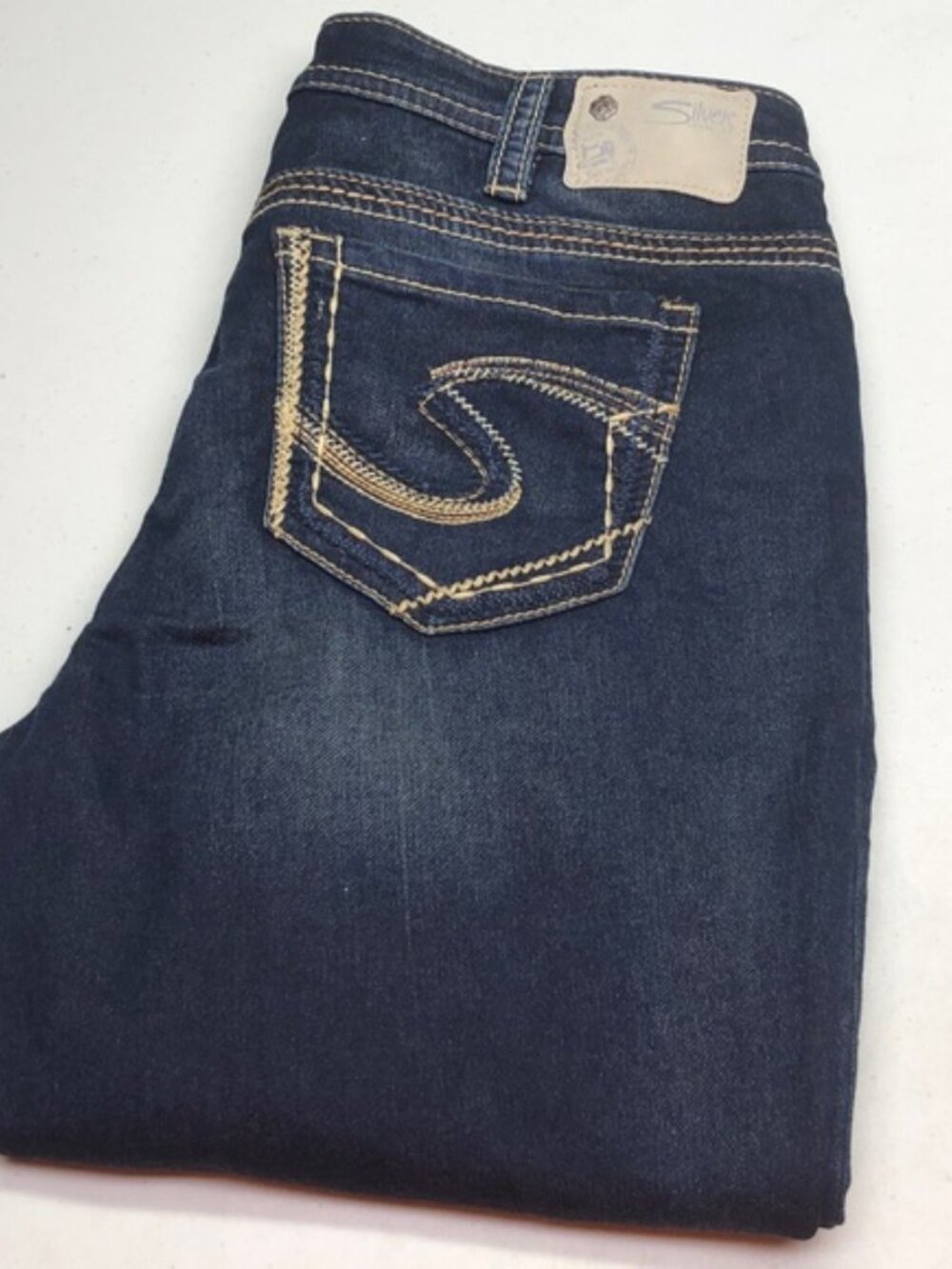LIKE NEW SILVER SUKI MID PENCIL SKINNY JEANS 14/32x31 ⭐️
